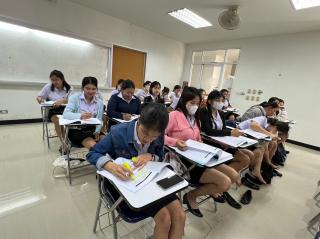 42. Day 1 โครงการพัฒนาทักษะด้านภาษาอังกฤษ สำหรับนักศึกษาครู